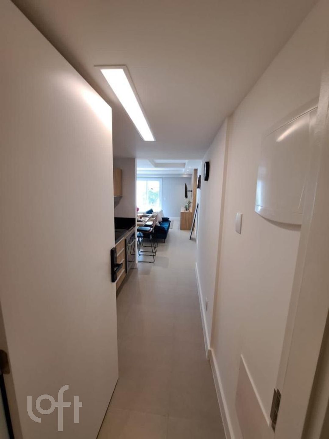 Apartamento à venda com 1 quarto, 58m² - Foto 22