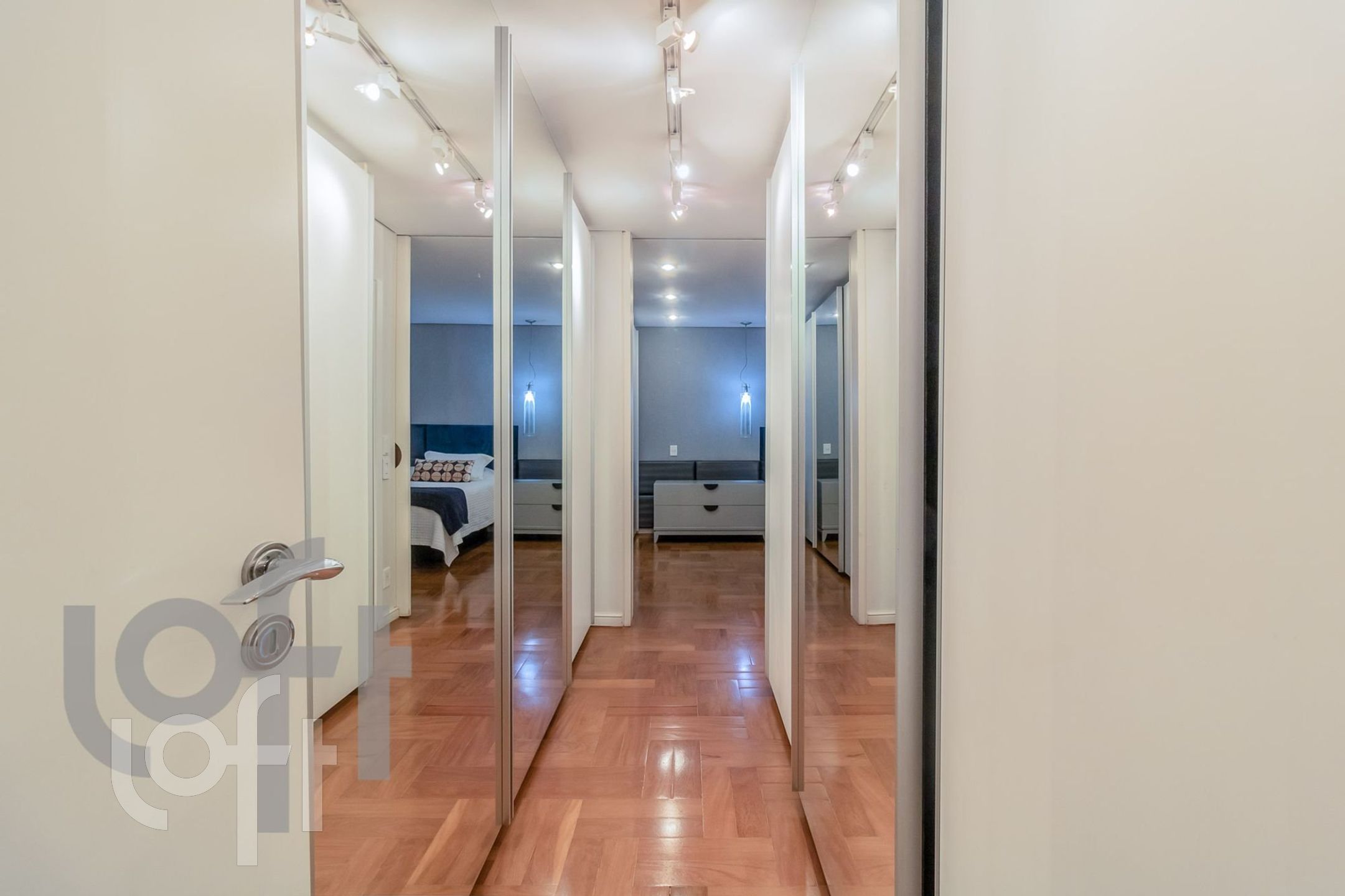 Apartamento à venda com 3 quartos, 303m² - Foto 10