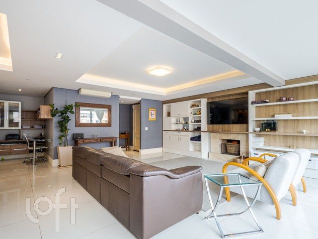 Apartamento com 163m², 3 dormitórios, 3 suítes, 3 vagas, Jardim Europa em Porto Alegre