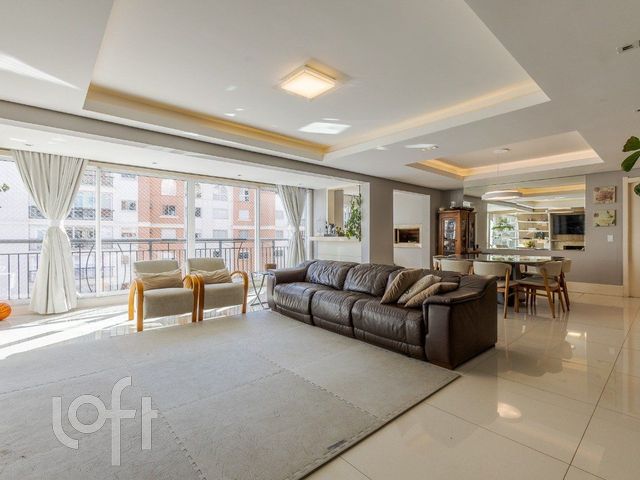 Apartamento com 163m², 3 dormitórios, 3 suítes, 3 vagas, Jardim Europa em Porto Alegre