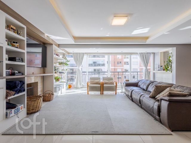 Apartamento com 163m², 3 dormitórios, 3 suítes, 3 vagas, Jardim Europa em Porto Alegre