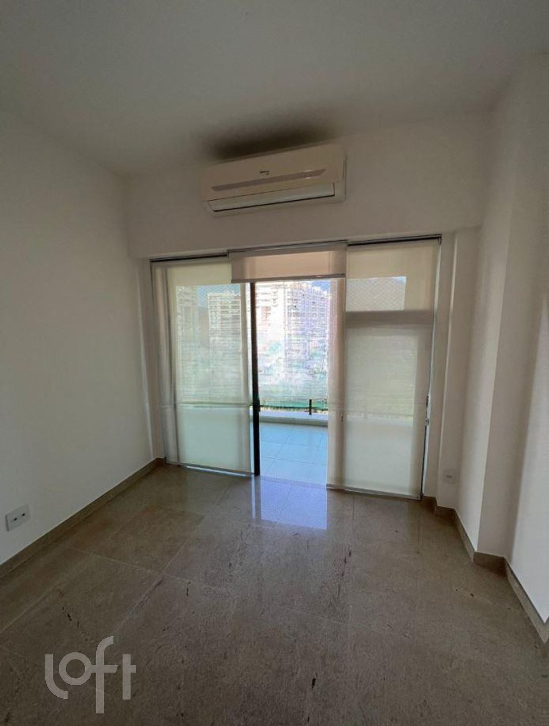 Apartamento à venda com 3 quartos, 111m² - Foto 13