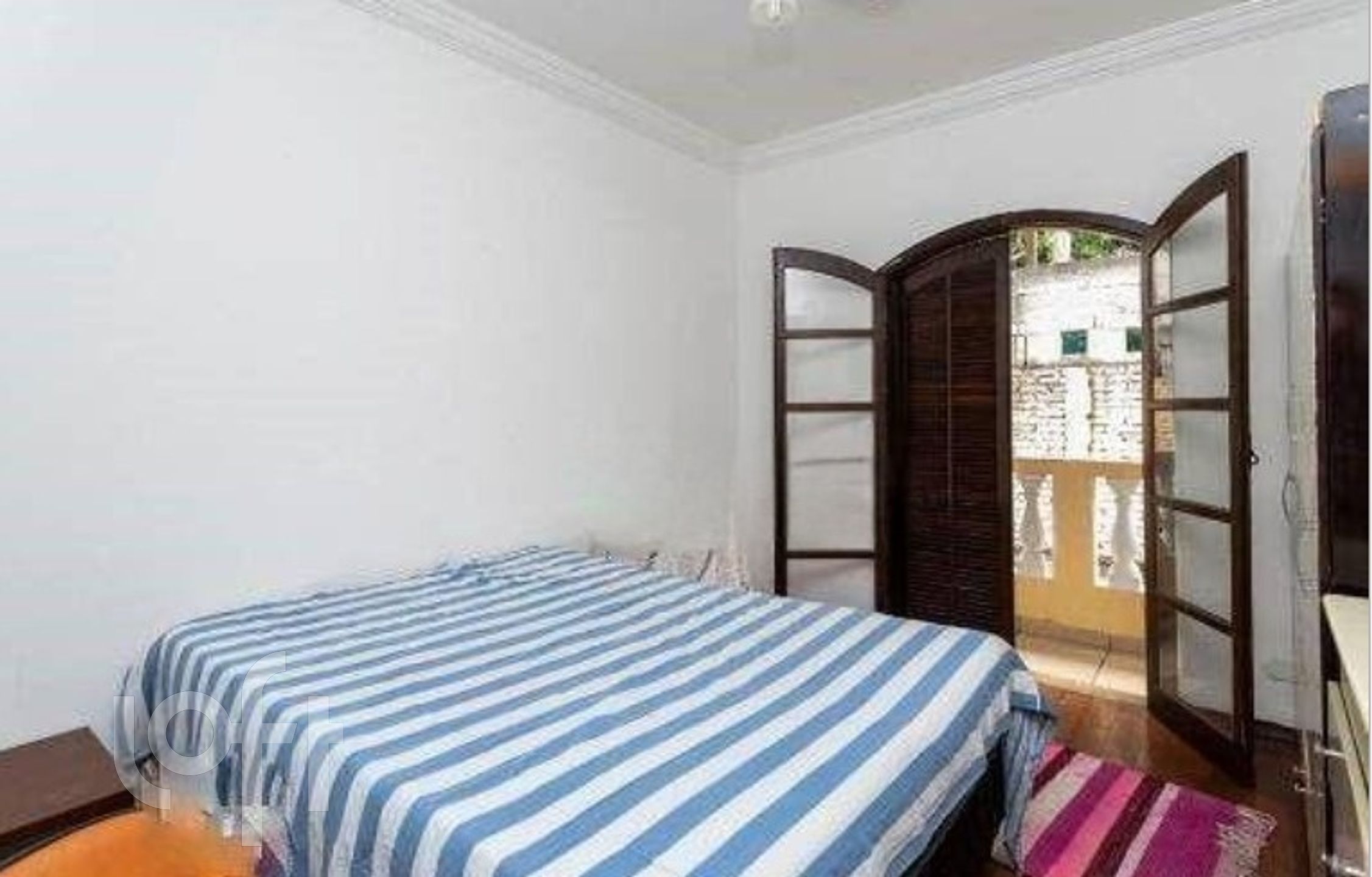 Casa à venda com 6 quartos, 230m² - Foto 9