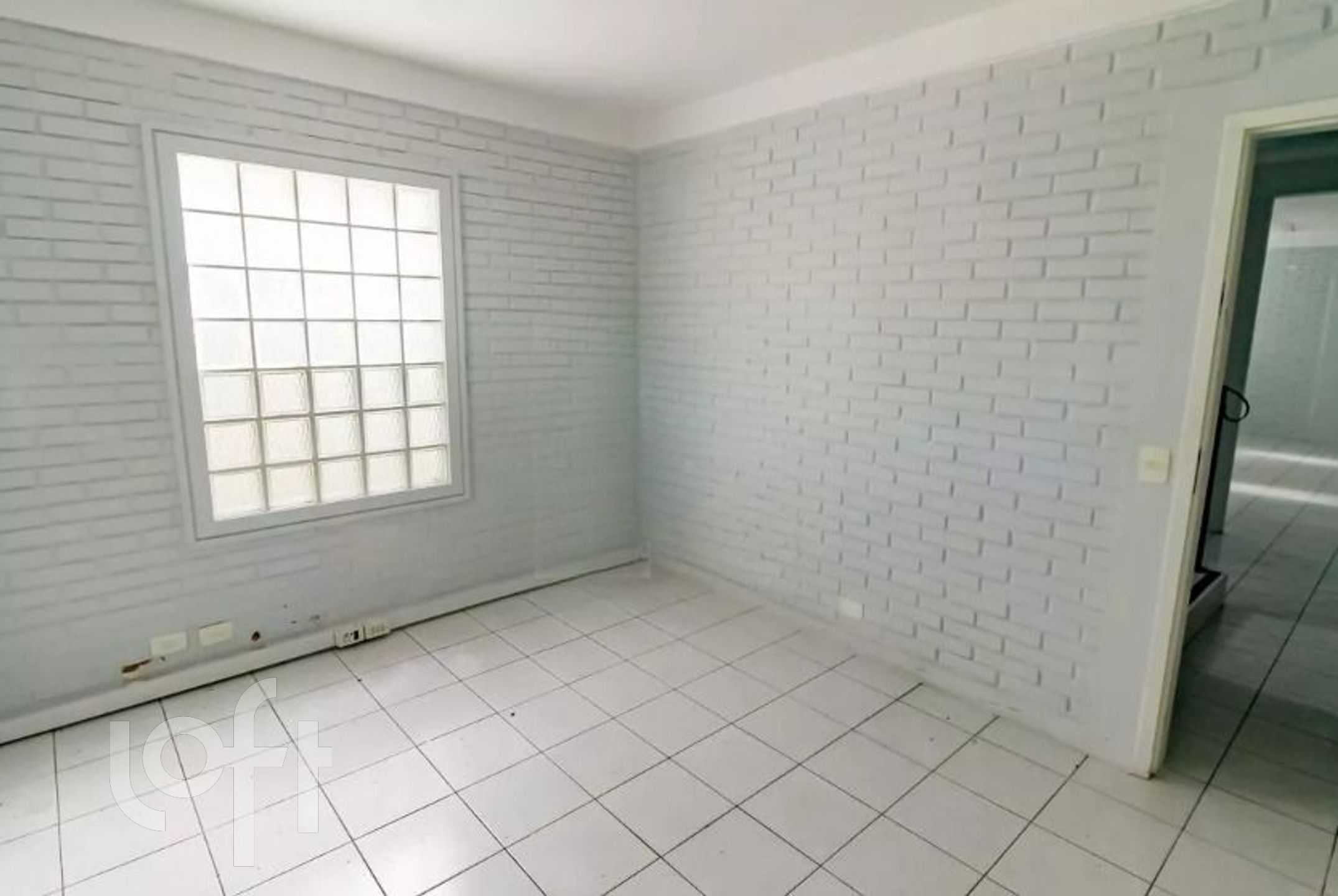 Casa à venda com 3 quartos, 228m² - Foto 5