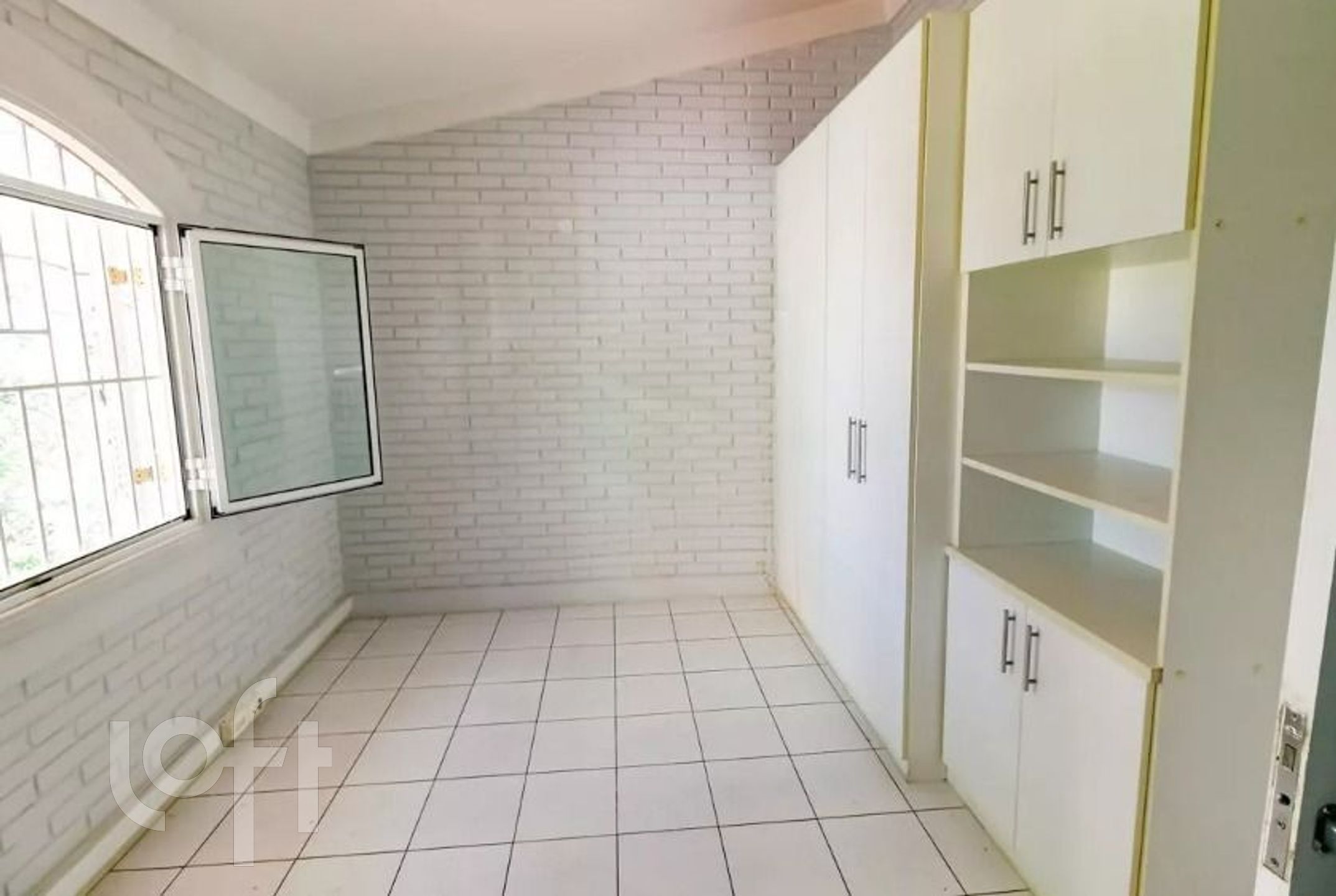 Casa à venda com 3 quartos, 228m² - Foto 15