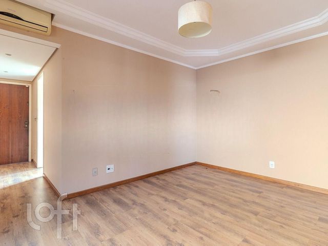 Apartamento com 88m², 2 dormitórios, 1 vaga, Floresta em Porto Alegre