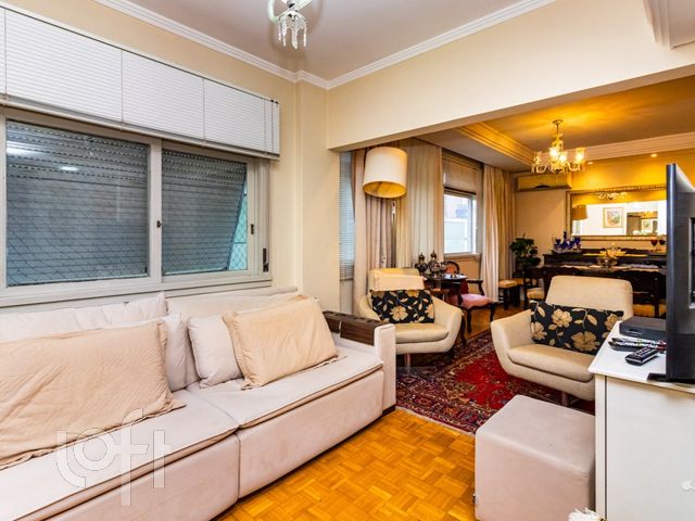 Apartamento com 132m², 3 dormitórios, 1 suíte, 1 vaga, Bom Fim em Porto Alegre