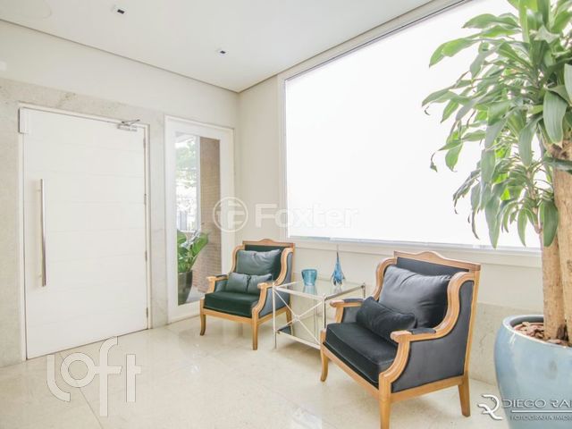 Apartamento com 170m², 3 dormitórios, 3 suítes, 2 vagas, Higienópolis em Porto Alegre