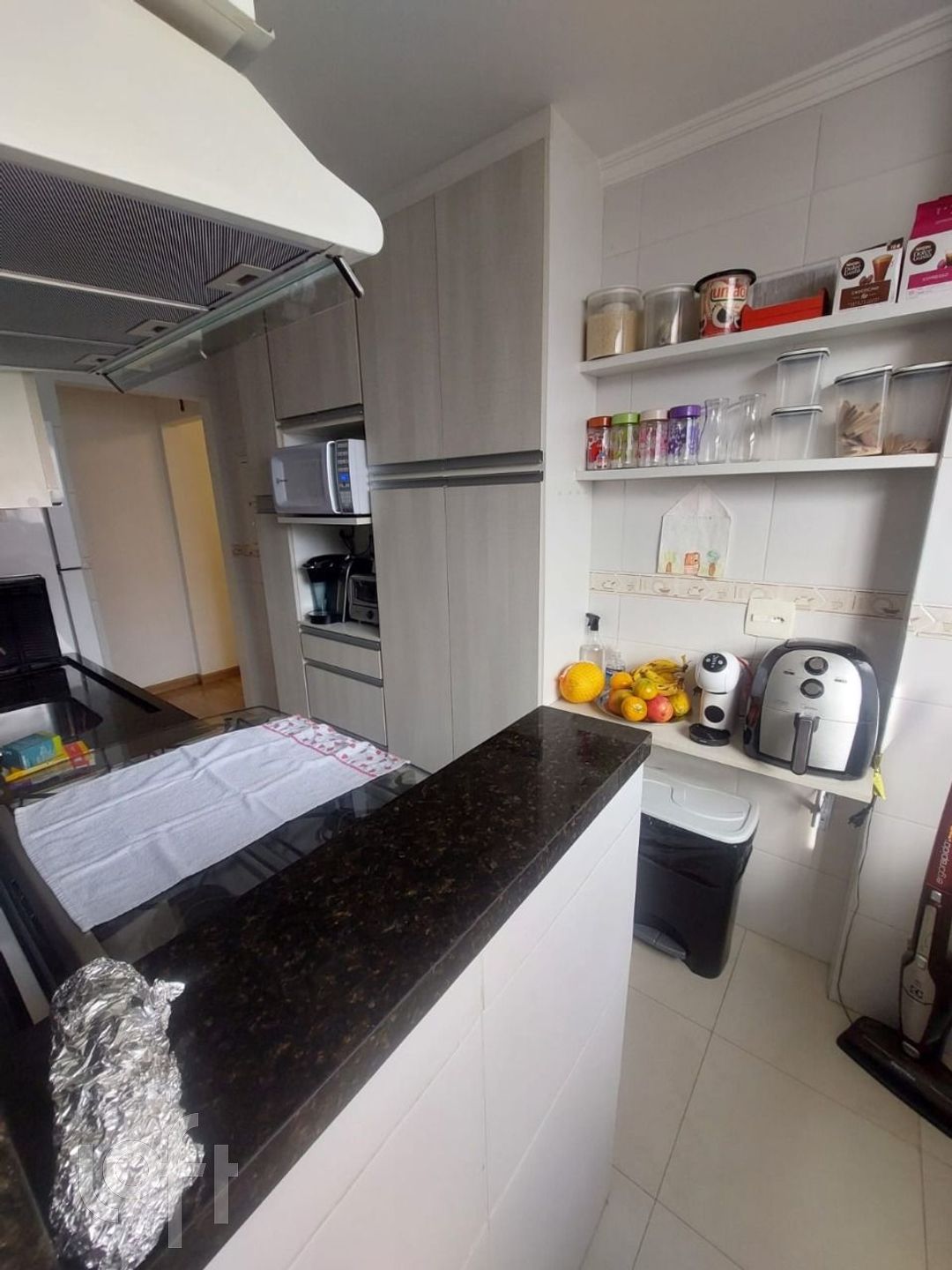 Apartamento à venda com 3 quartos, 75m² - Foto 11