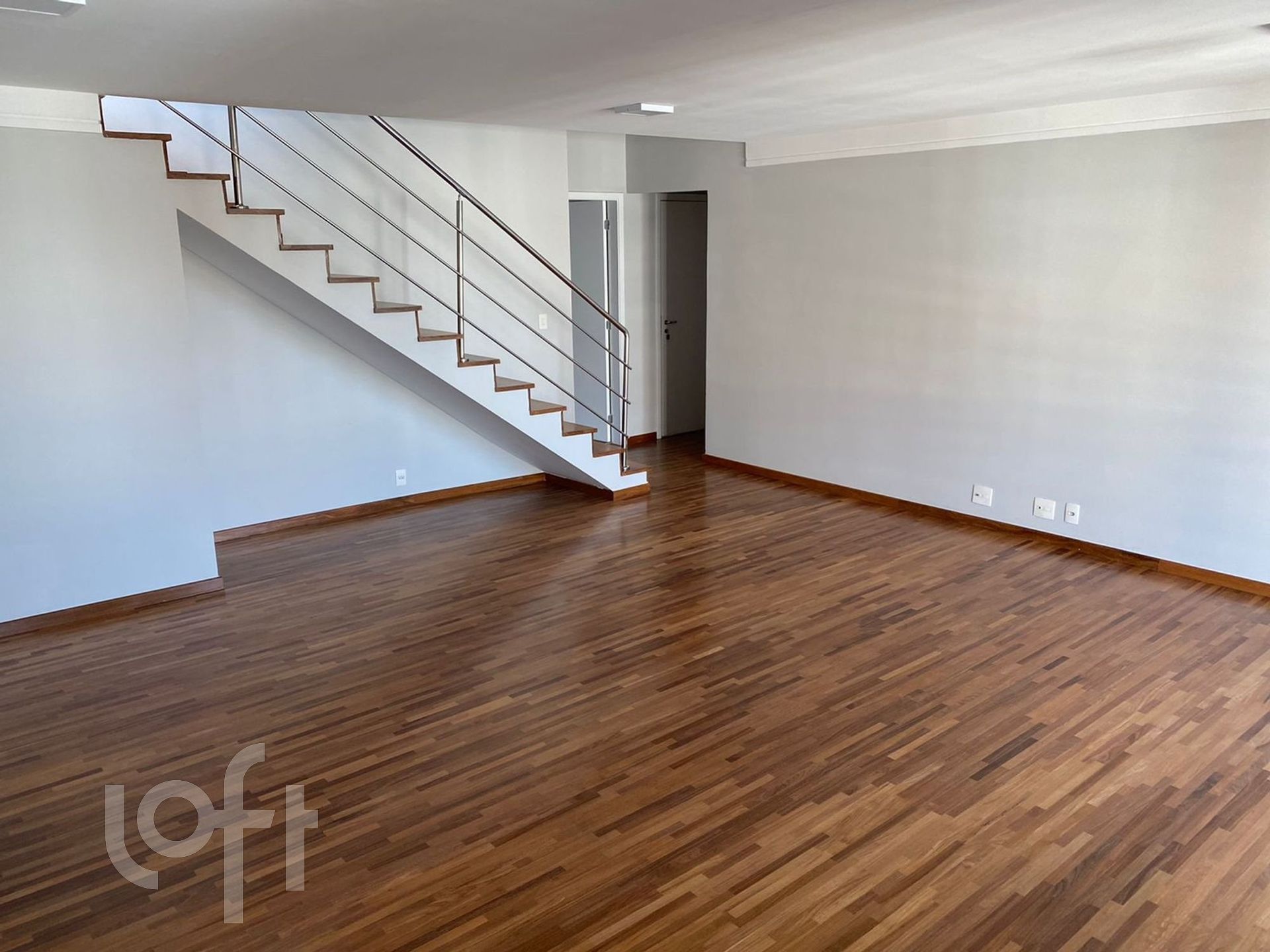 Apartamento à venda com 3 quartos, 233m² - Foto 15