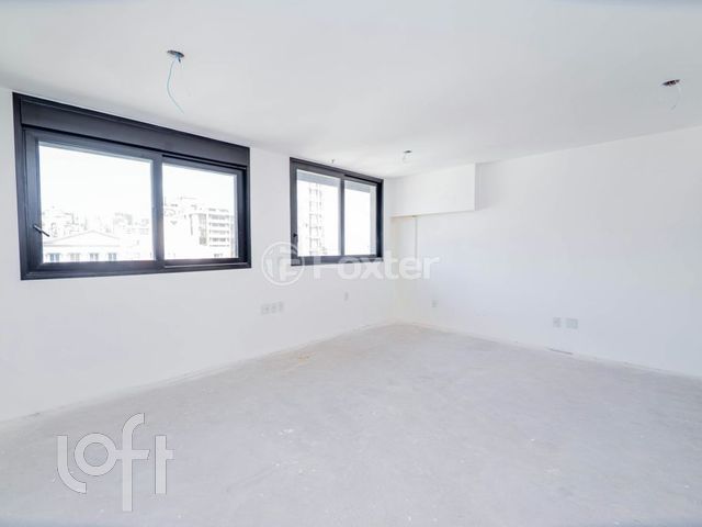 Apartamento com 41m², 1 dormitório, 1 vaga, Auxiliadora em Porto Alegre