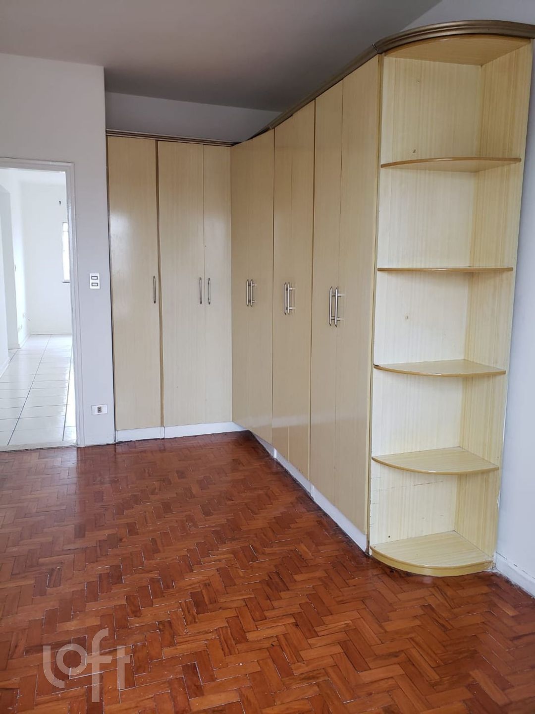 Apartamento à venda com 1 quarto, 78m² - Foto 2