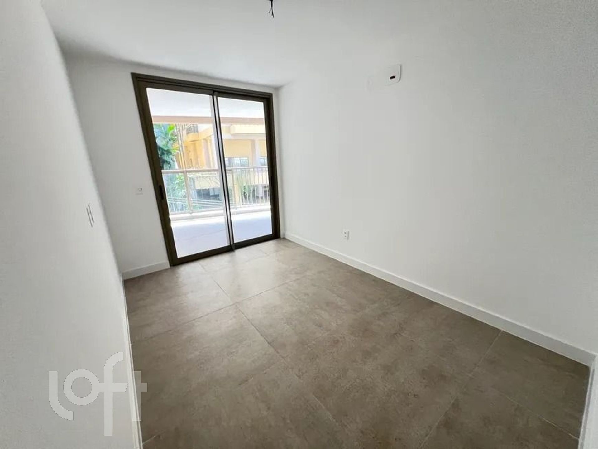 Apartamento à venda com 3 quartos, 152m² - Foto 14