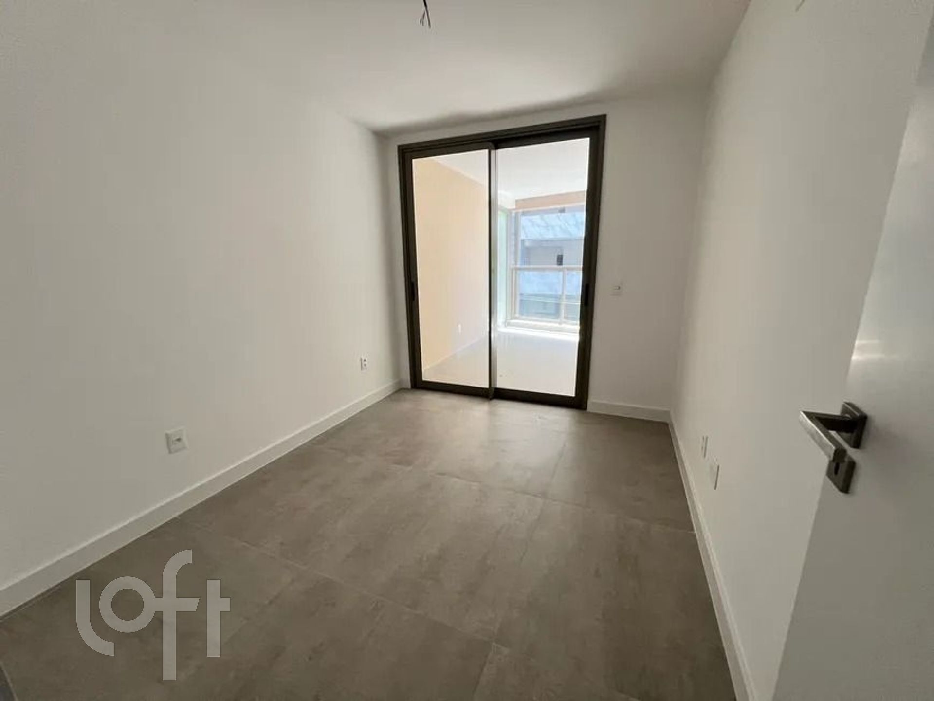 Apartamento à venda com 3 quartos, 152m² - Foto 11