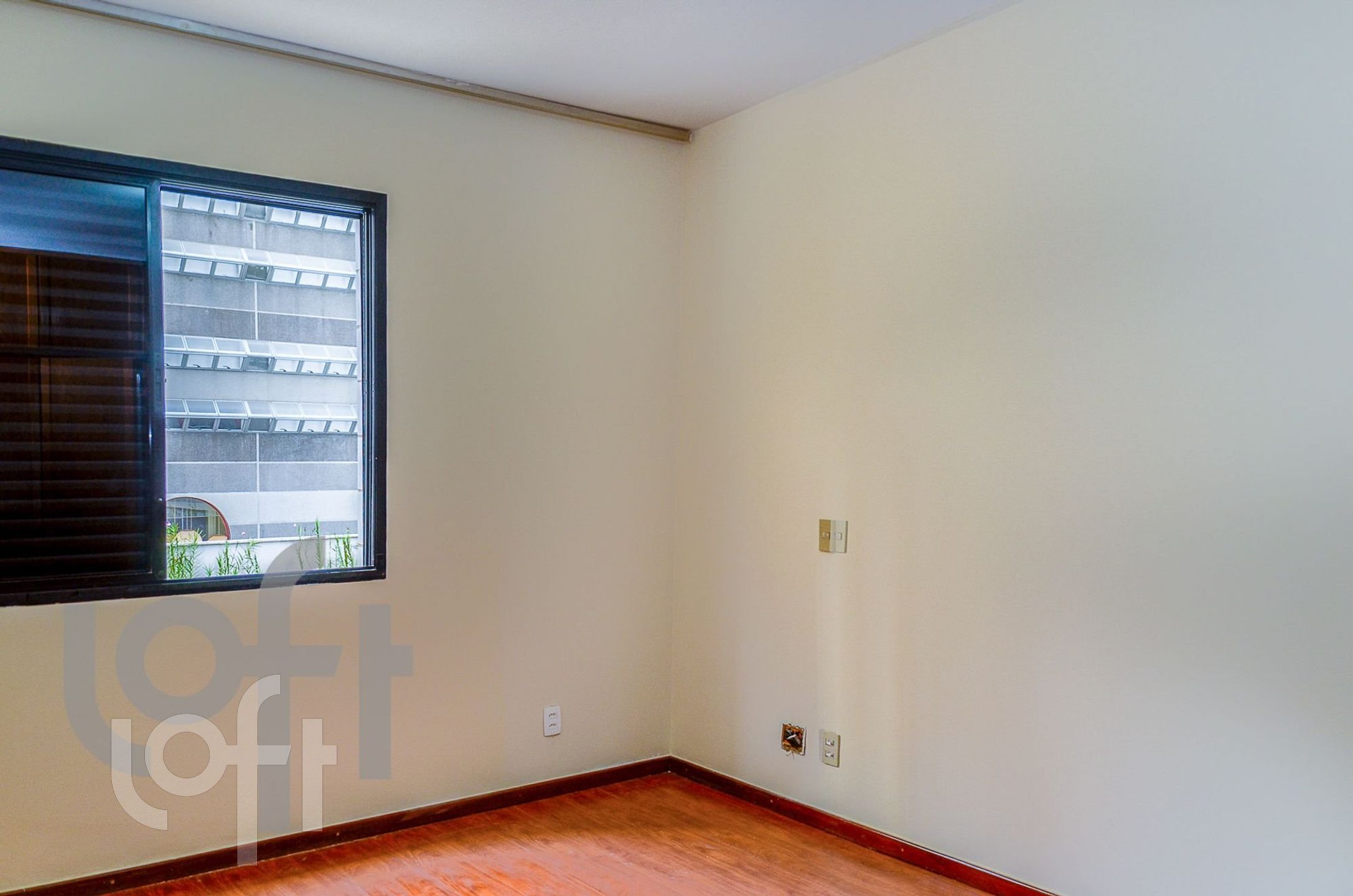 Apartamento à venda com 4 quartos, 165m² - Foto 7