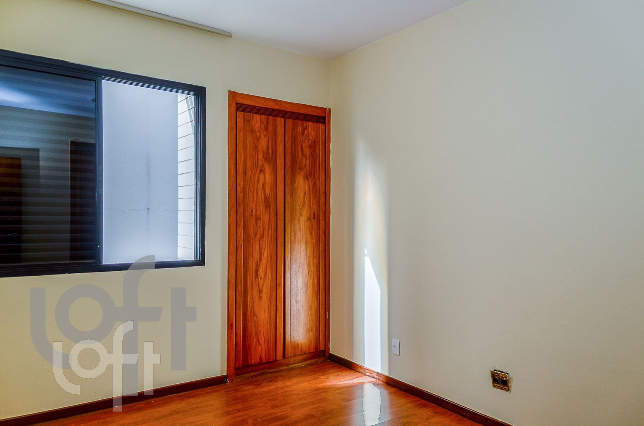 Apartamento à venda com 4 quartos, 165m² - Foto 6