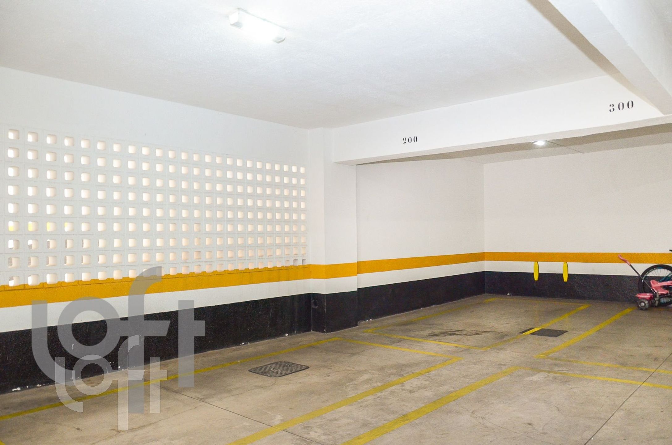 Apartamento à venda com 4 quartos, 165m² - Foto 24