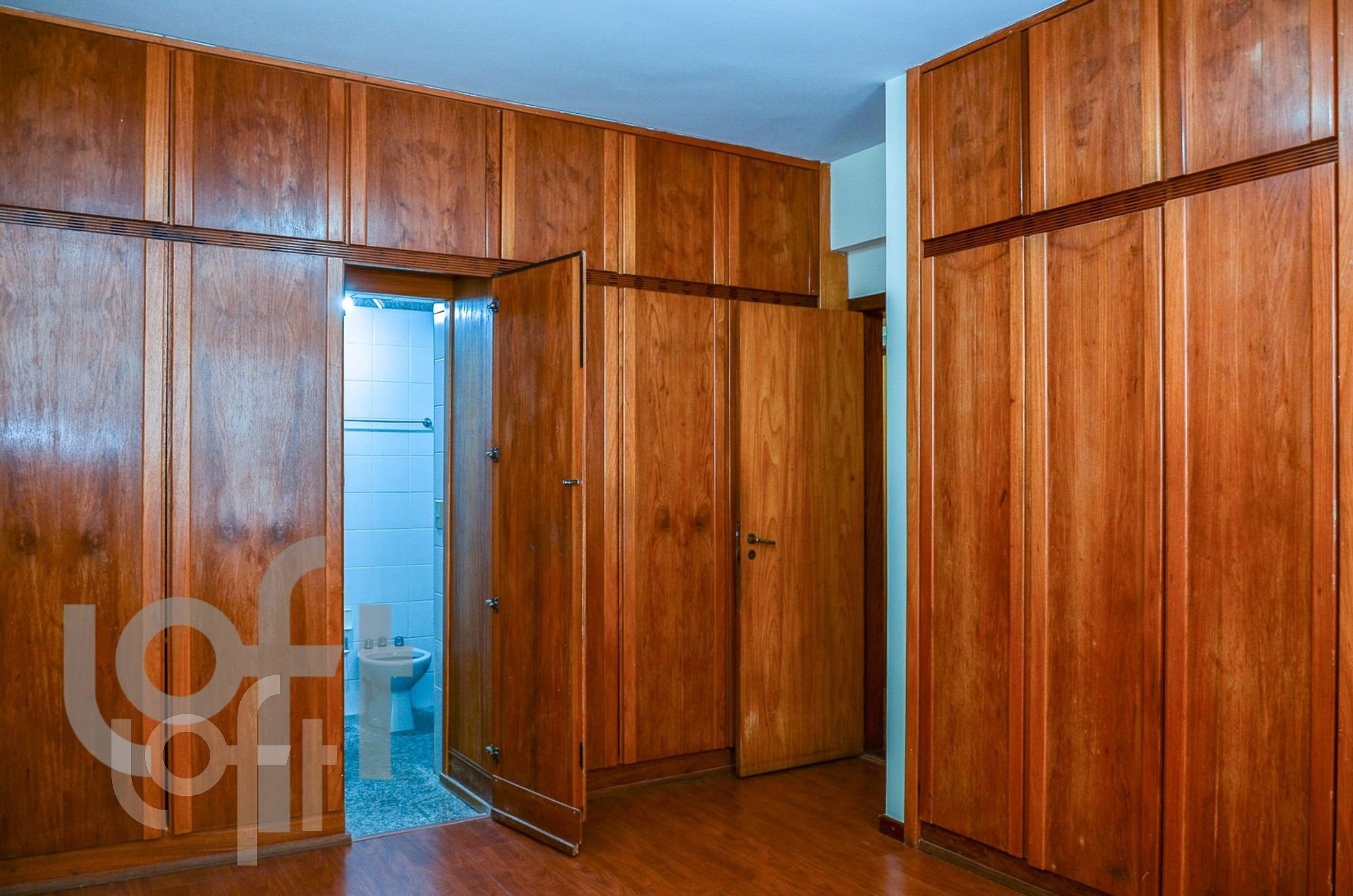 Apartamento à venda com 4 quartos, 165m² - Foto 5