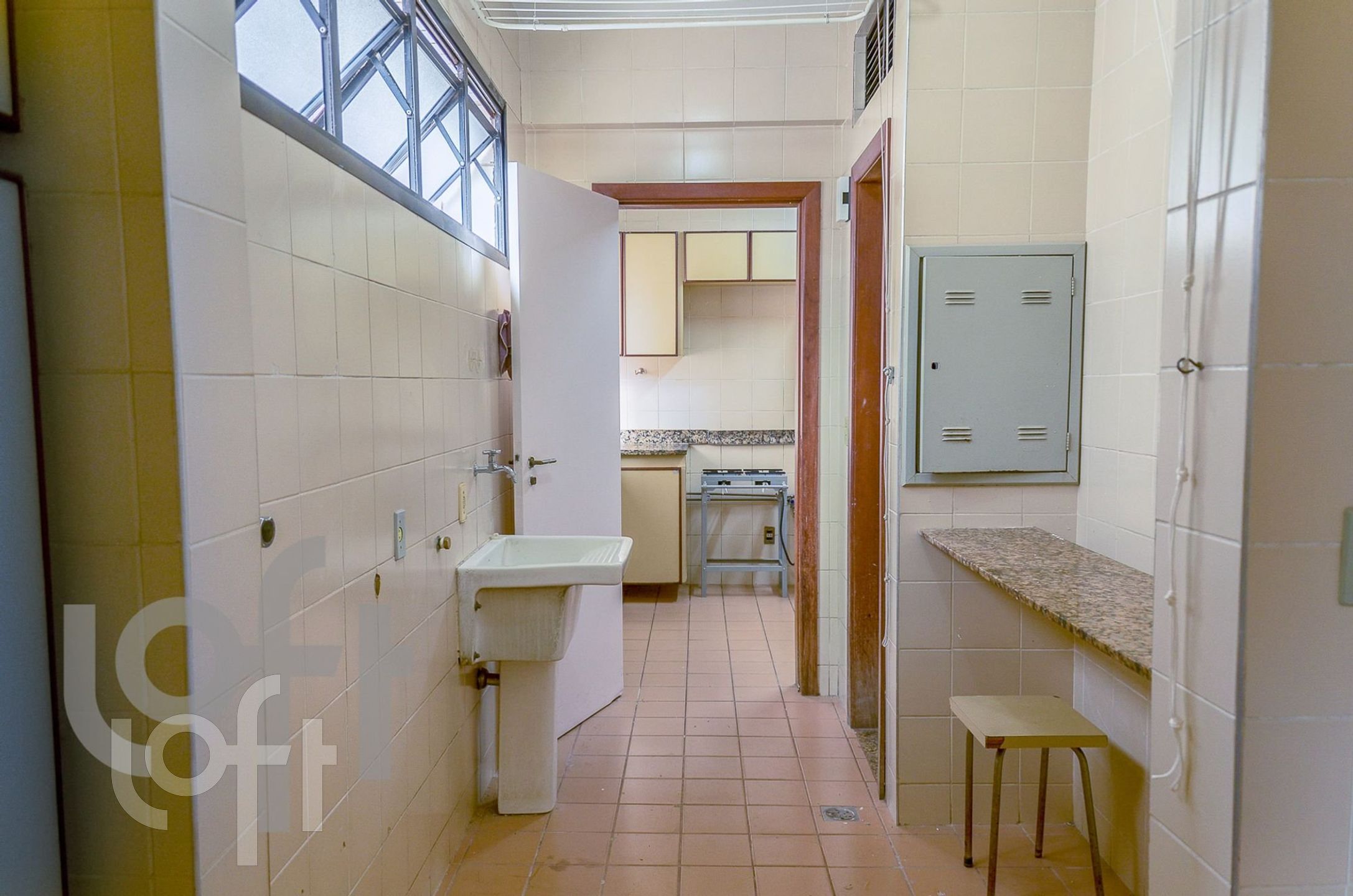 Apartamento à venda com 4 quartos, 165m² - Foto 15