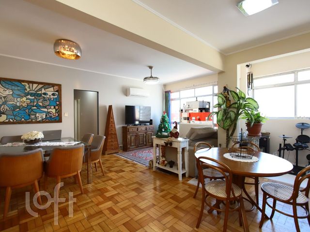 Apartamento com 112m², 3 dormitórios, 1 suíte, 1 vaga, Bom Fim em Porto Alegre