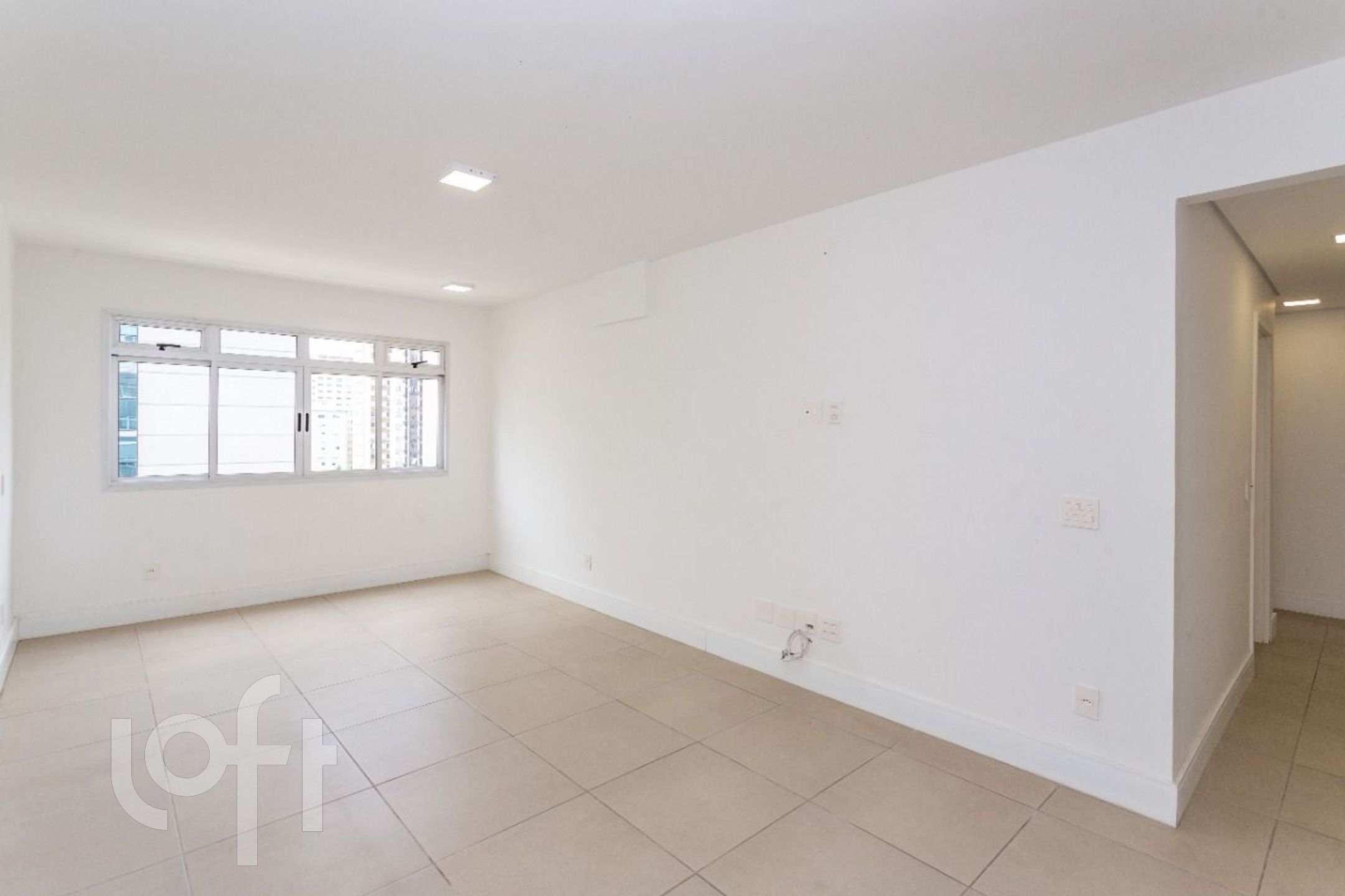 Apartamento à venda com 3 quartos, 90m² - Foto 1