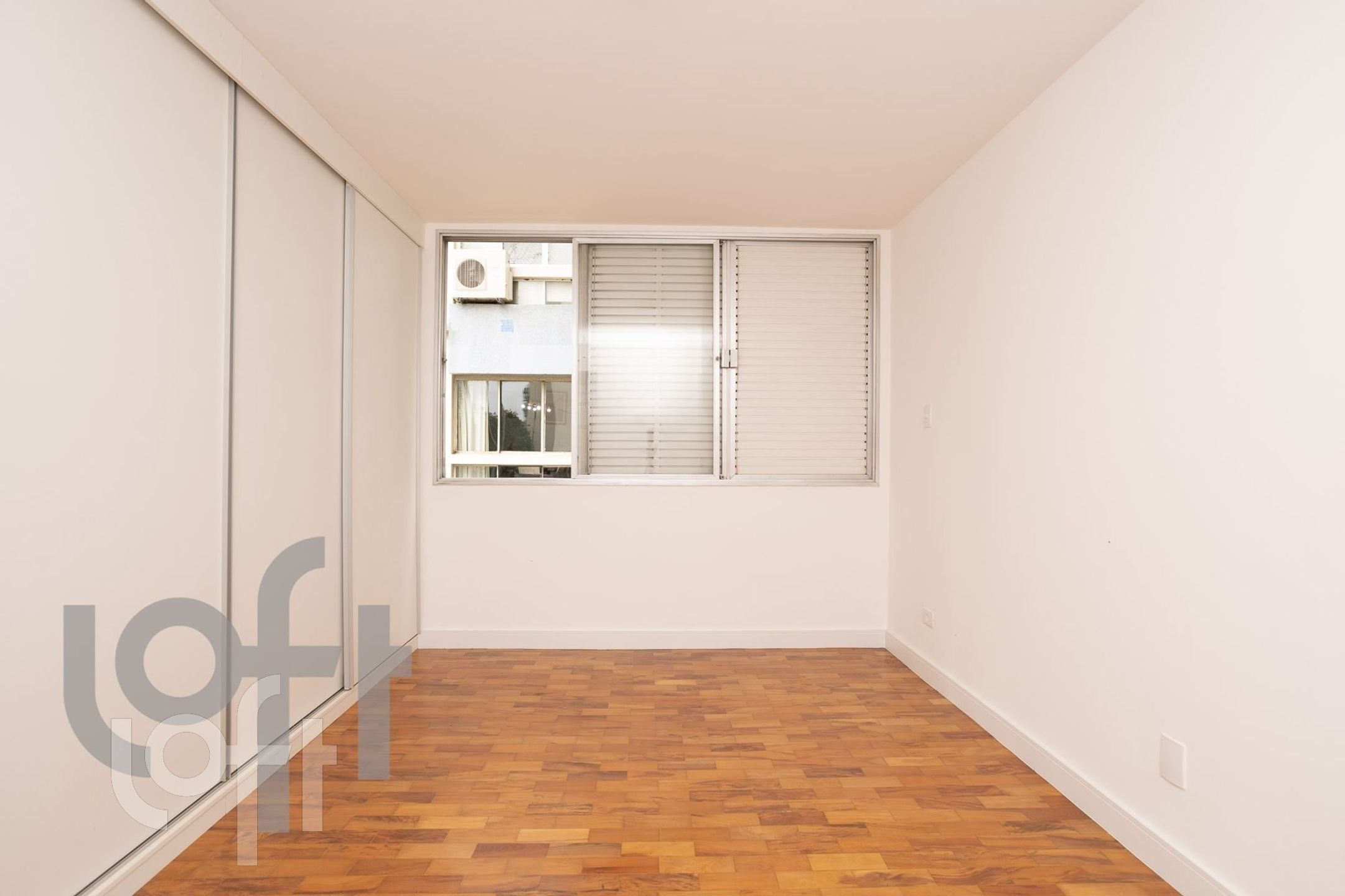 Apartamento à venda com 4 quartos, 120m² - Foto 7