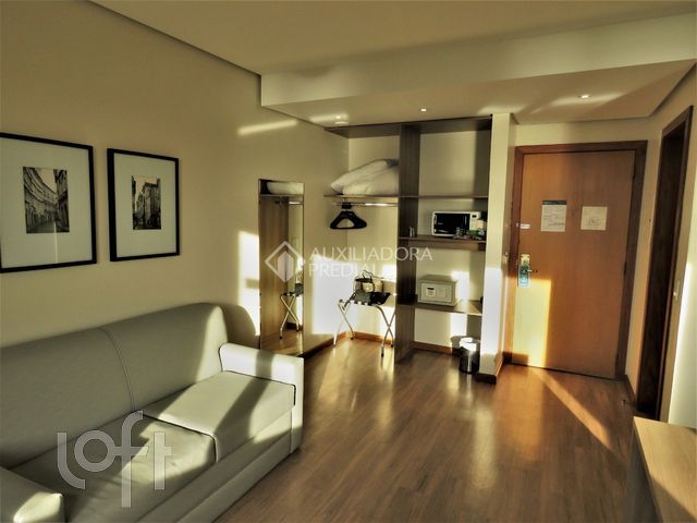 Apartamento com 37m², 1 dormitório, 1 vaga, Praia de Belas em Porto Alegre