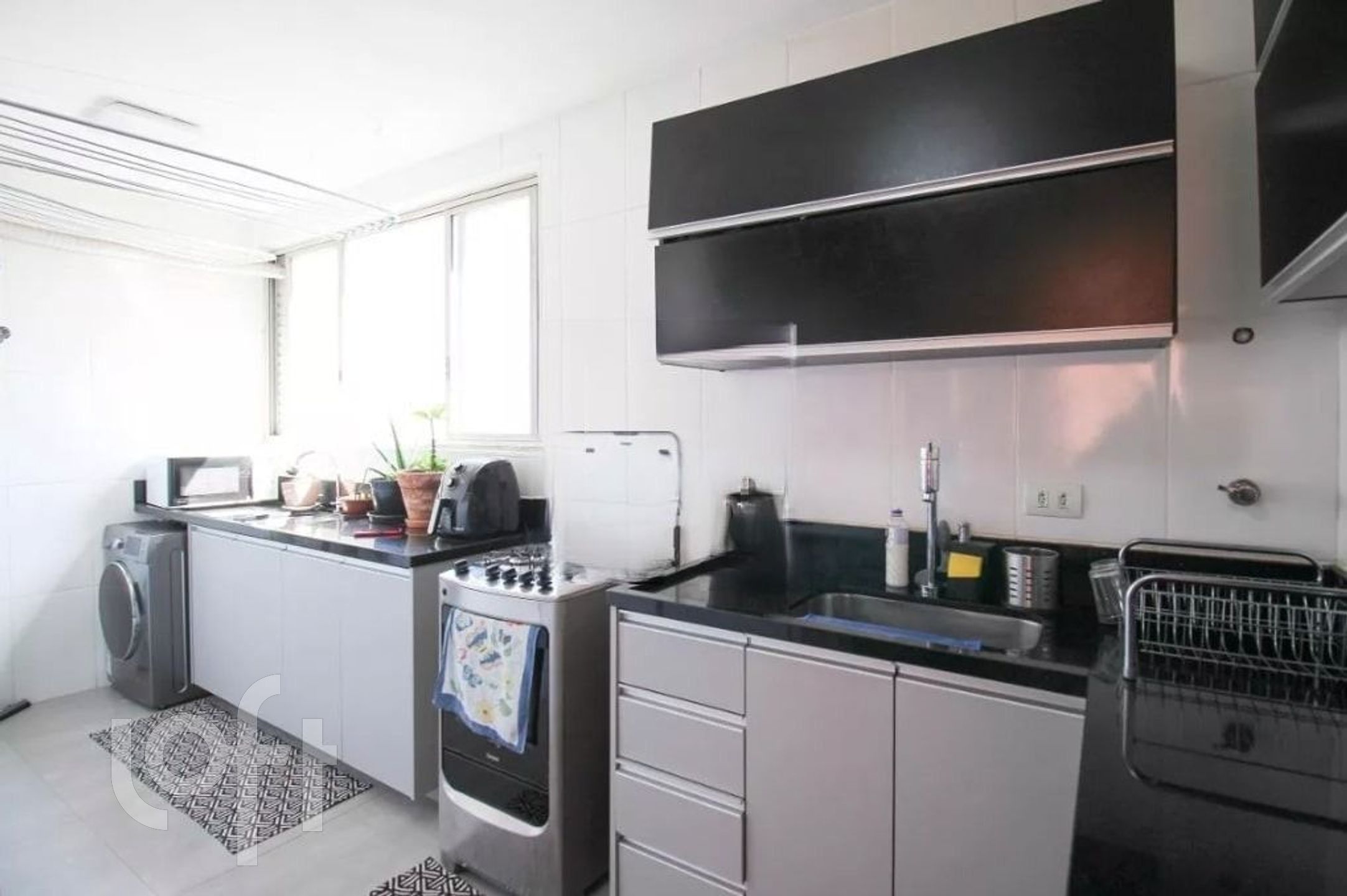 Apartamento à venda com 2 quartos, 97m² - Foto 9