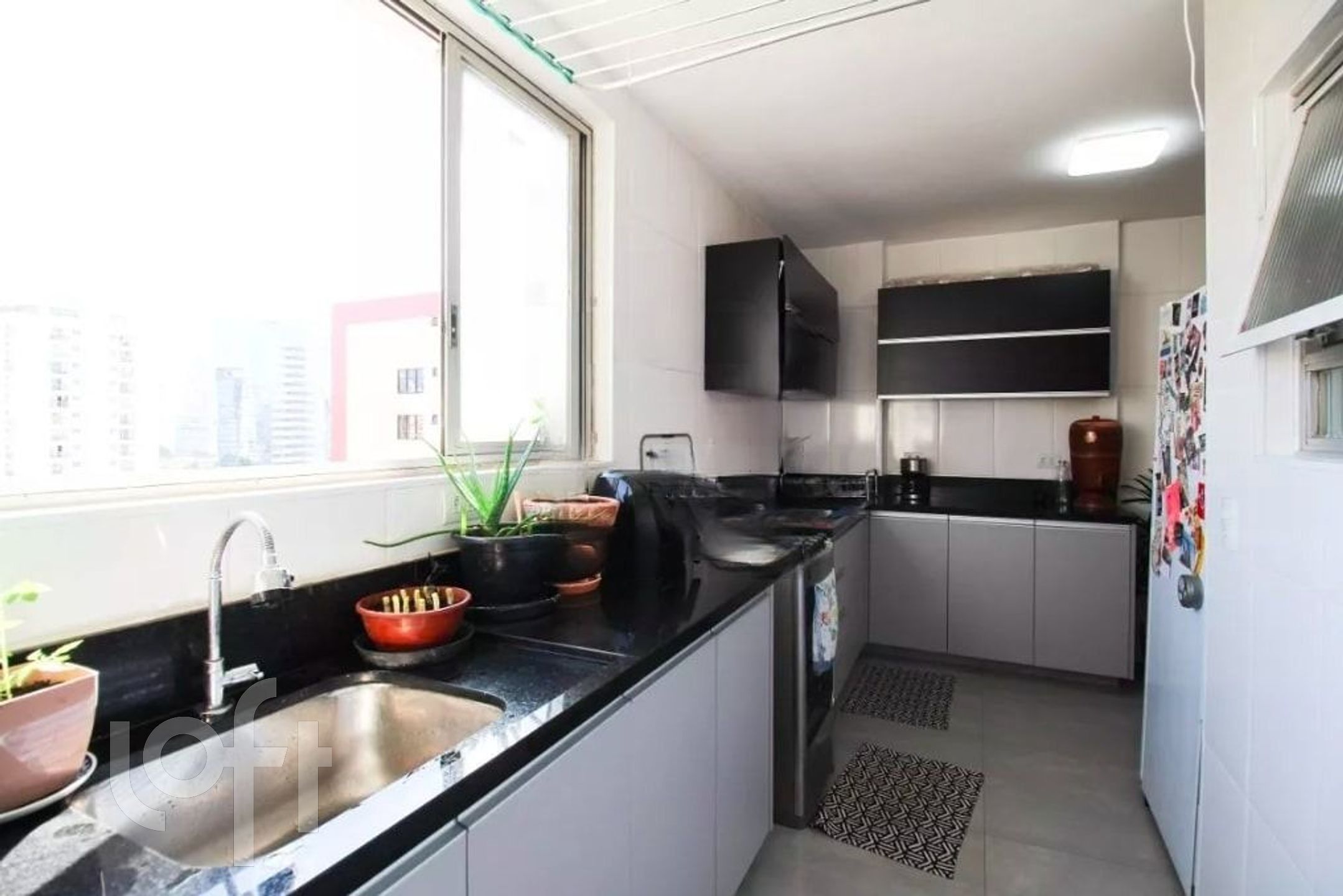 Apartamento à venda com 2 quartos, 97m² - Foto 11