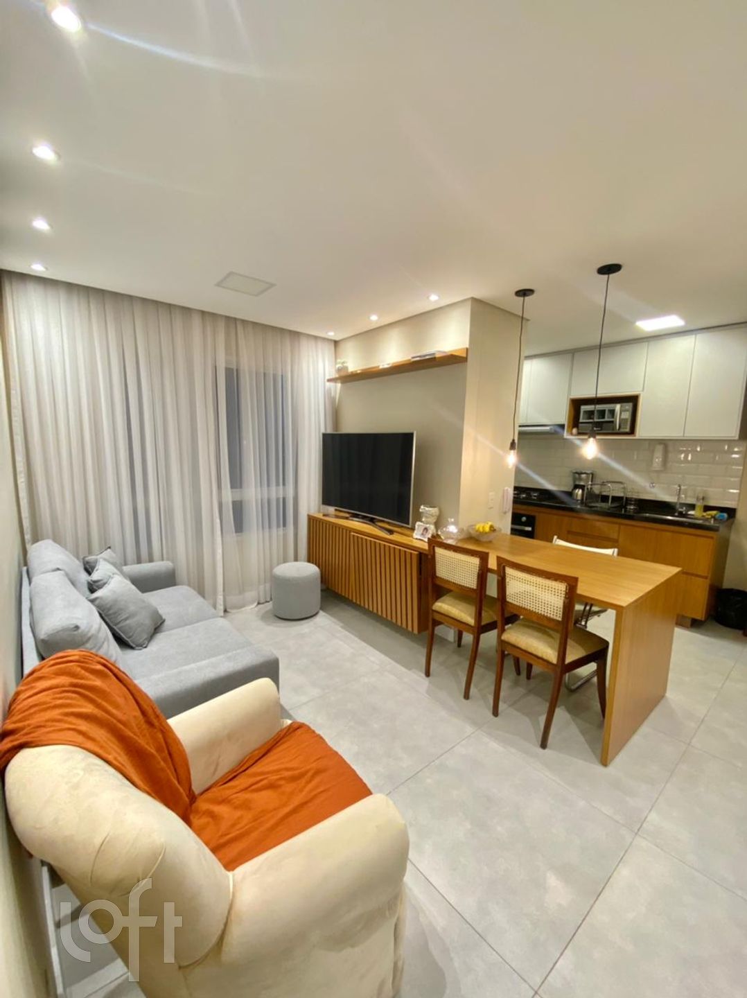 Apartamento à venda com 2 quartos, 44m² - Foto 1