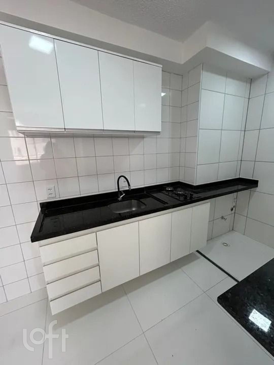 Apartamento à venda com 2 quartos, 34m² - Foto 9