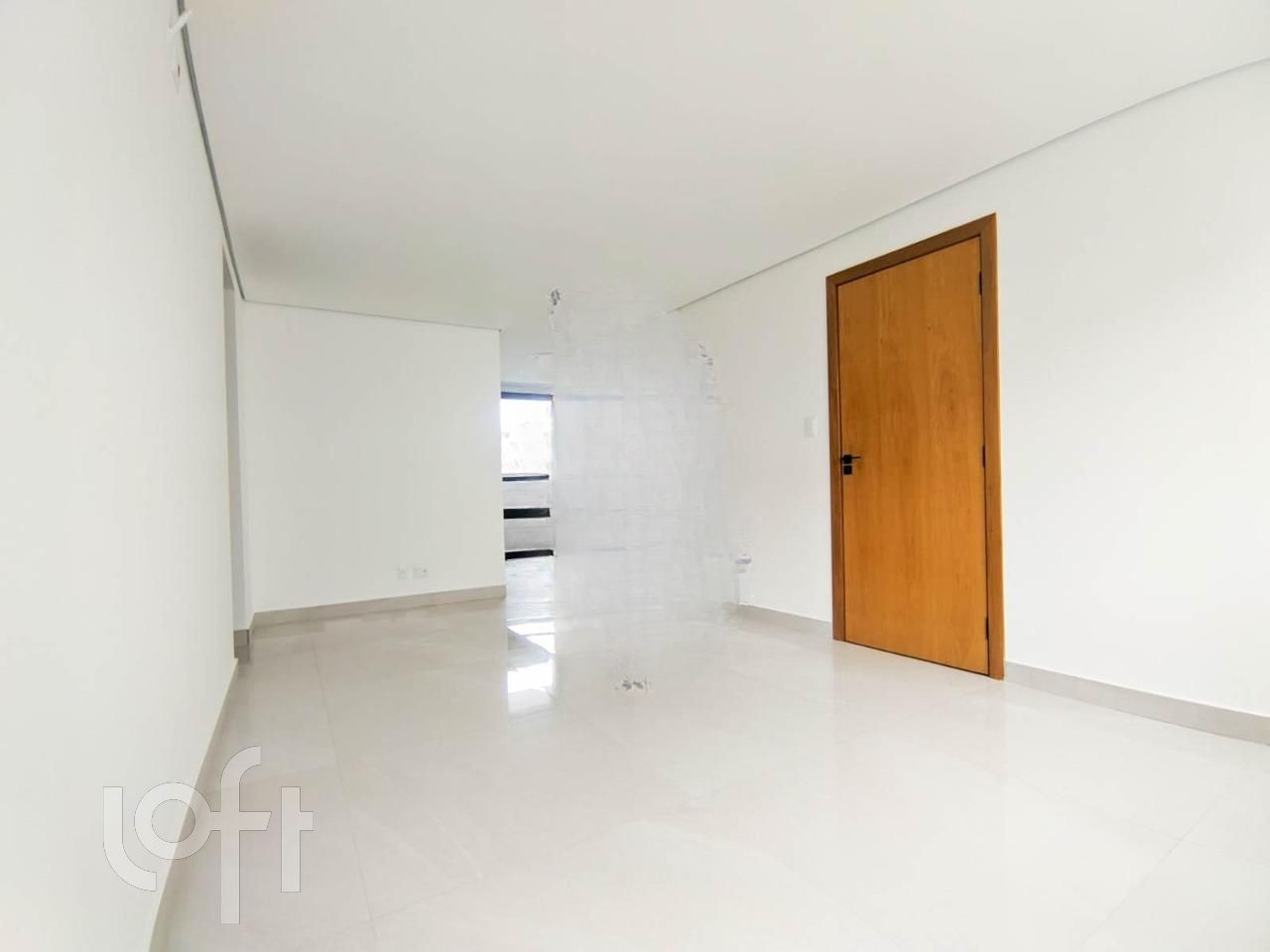 Apartamento à venda com 3 quartos, 77m² - Foto 3