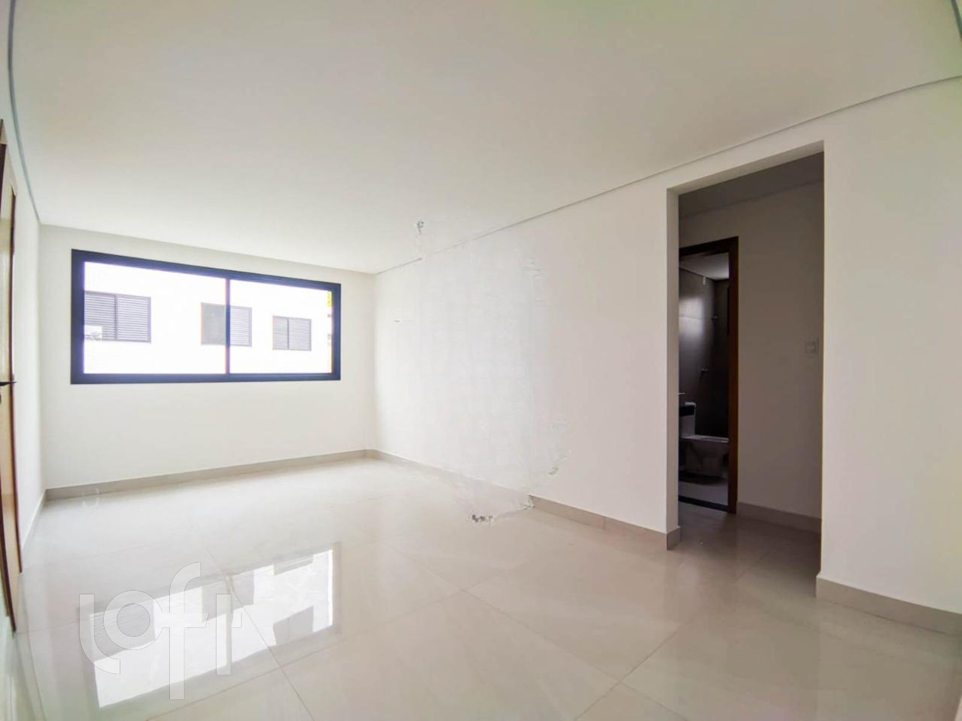 Apartamento à venda com 3 quartos, 77m² - Foto 1