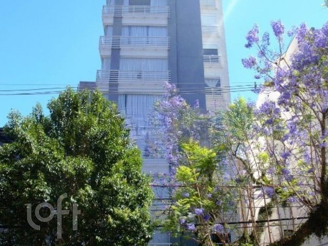 Apartamento com 93m², 3 dormitórios, 1 suíte, 2 vagas, Auxiliadora em Porto Alegre