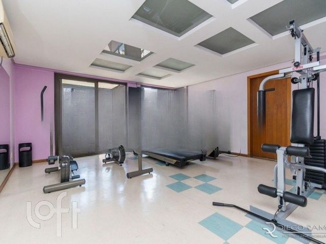 Apartamento com 97m², 2 dormitórios, 1 suíte, 2 vagas, Rio Branco em Porto Alegre