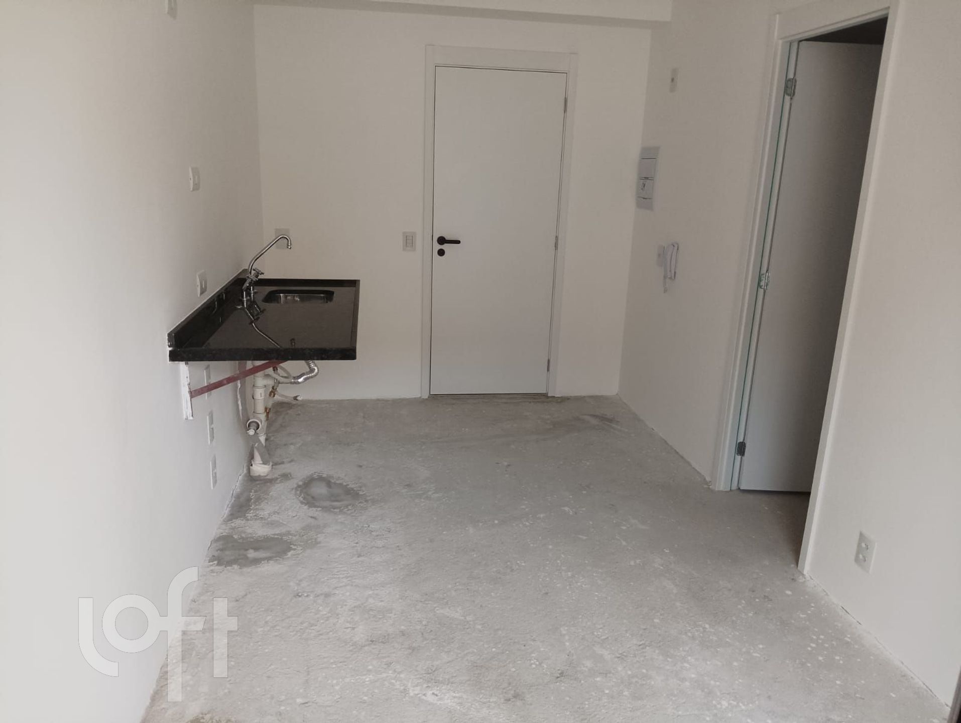 Apartamento à venda com 1 quarto, 28m² - Foto 2