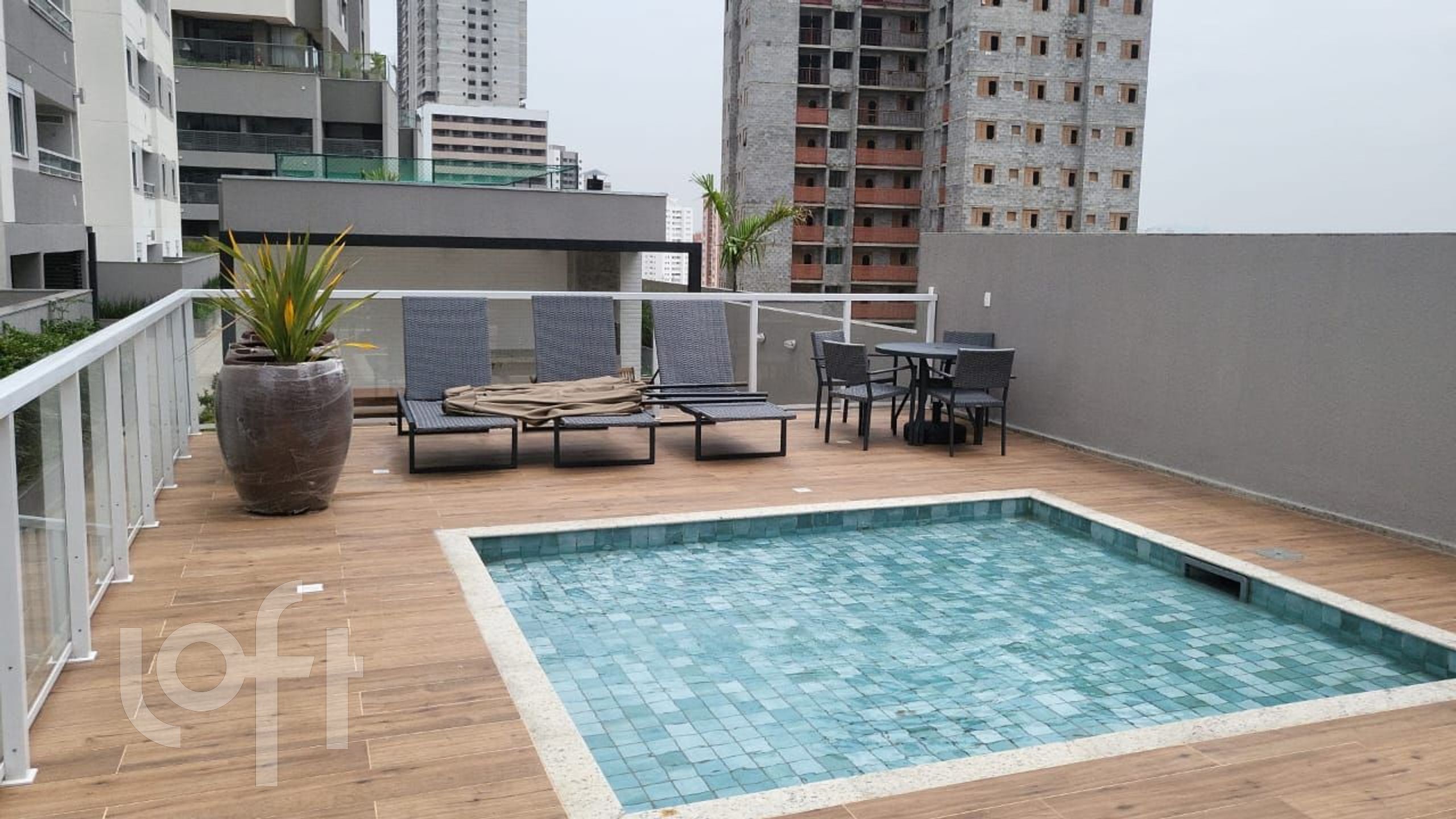 Apartamento à venda com 2 quartos, 41m² - Foto 14