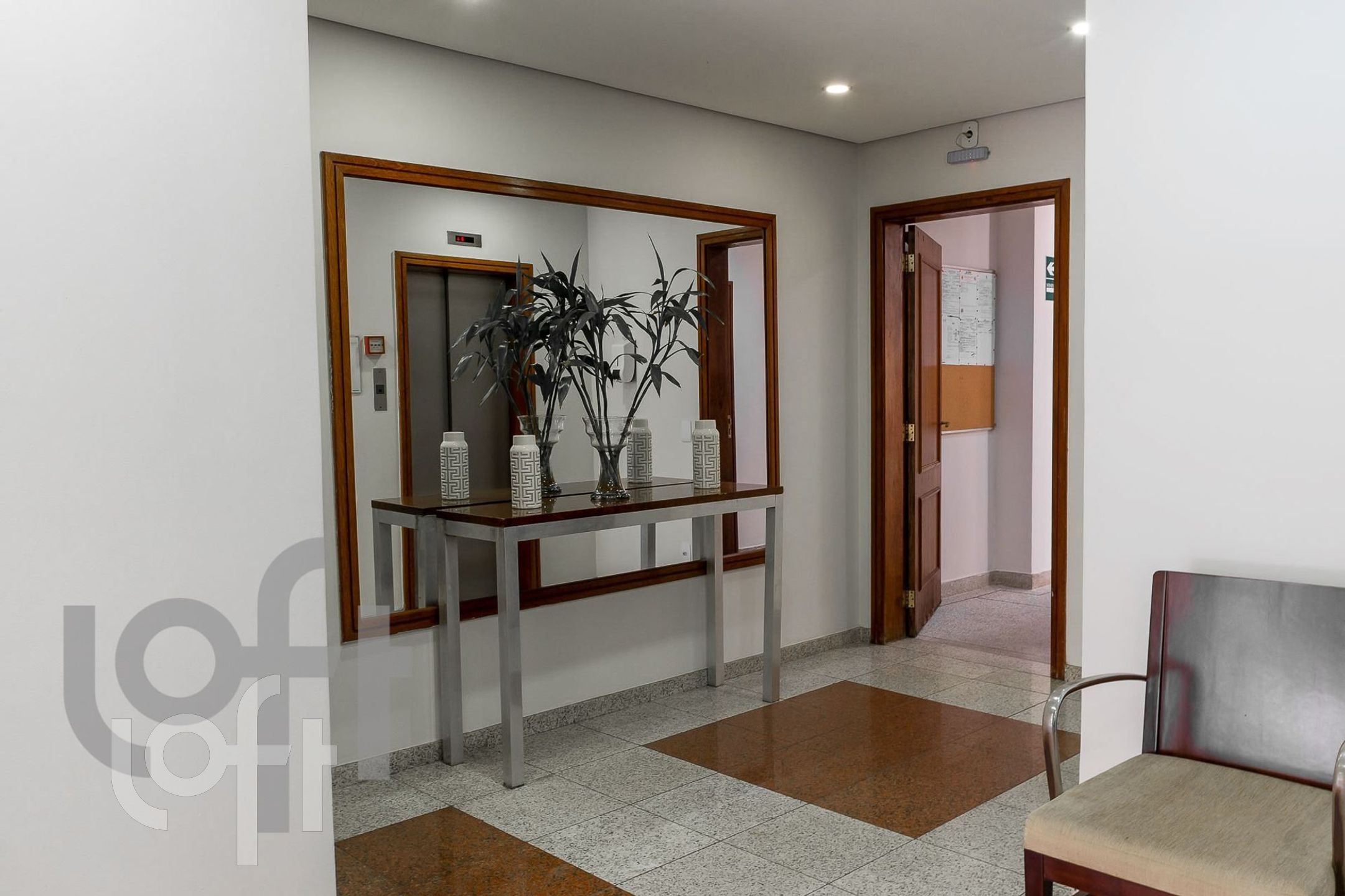 Apartamento à venda com 2 quartos, 69m² - Foto 38