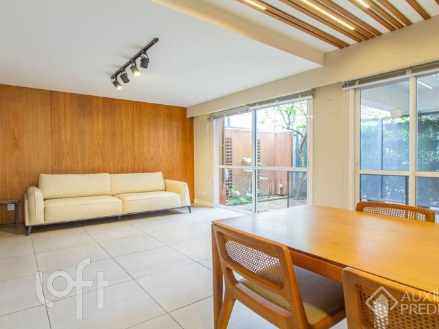 Casa em Condomínio com 200m², 3 dormitórios, 2 vagas, Chácara das Pedras em Porto Alegre