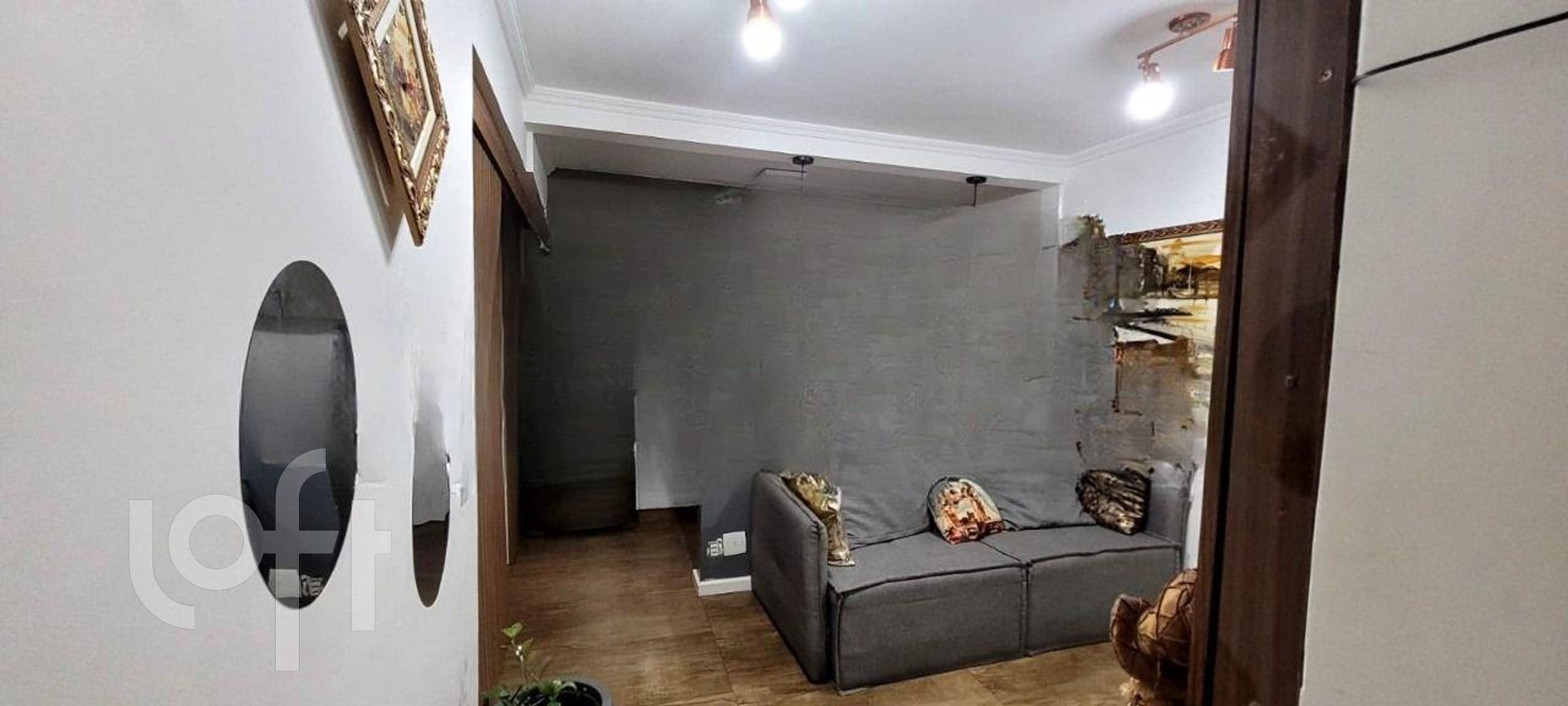 Apartamento à venda com 2 quartos, 44m² - Foto 2