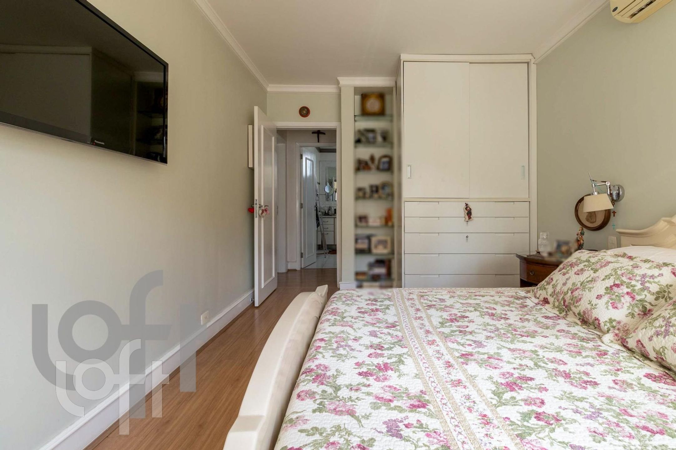 Apartamento à venda com 4 quartos, 261m² - Foto 10