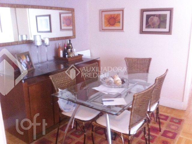 Apartamento com 89m², 3 dormitórios, 1 vaga, Santana em Porto Alegre