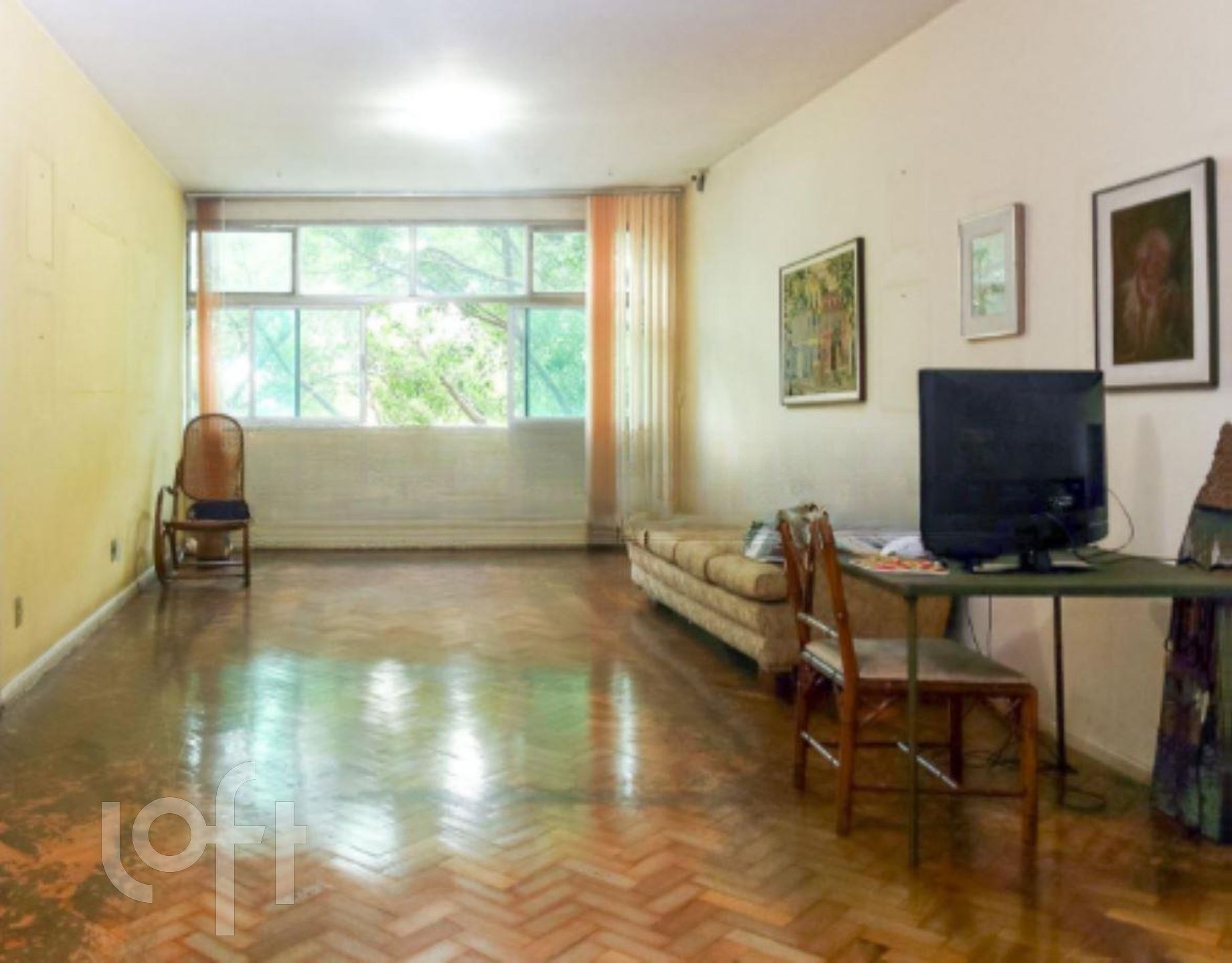 Apartamento à venda com 4 quartos, 180m² - Foto 1