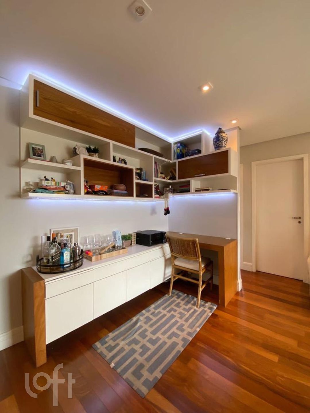 Apartamento à venda com 2 quartos, 82m² - Foto 10