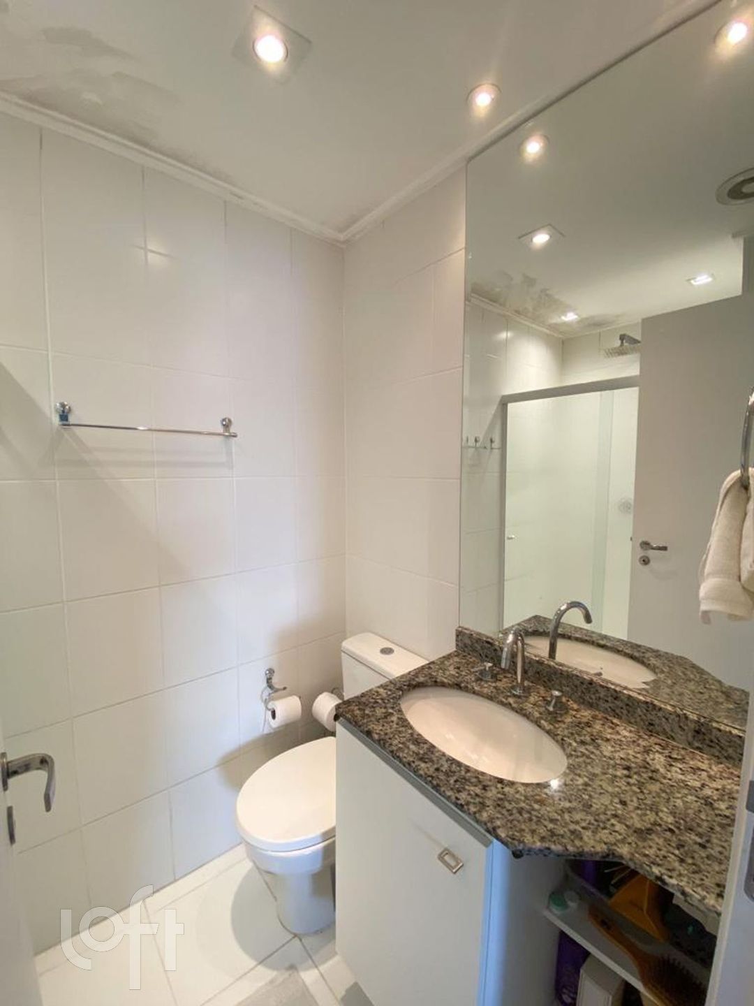 Apartamento à venda com 2 quartos, 82m² - Foto 2