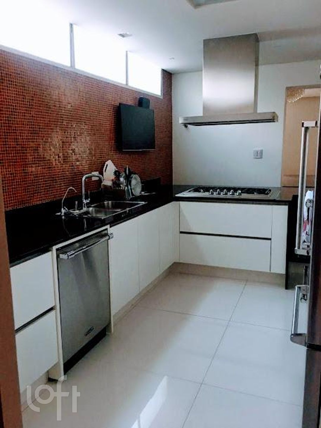 Apartamento à venda com 3 quartos, 195m² - Foto 12