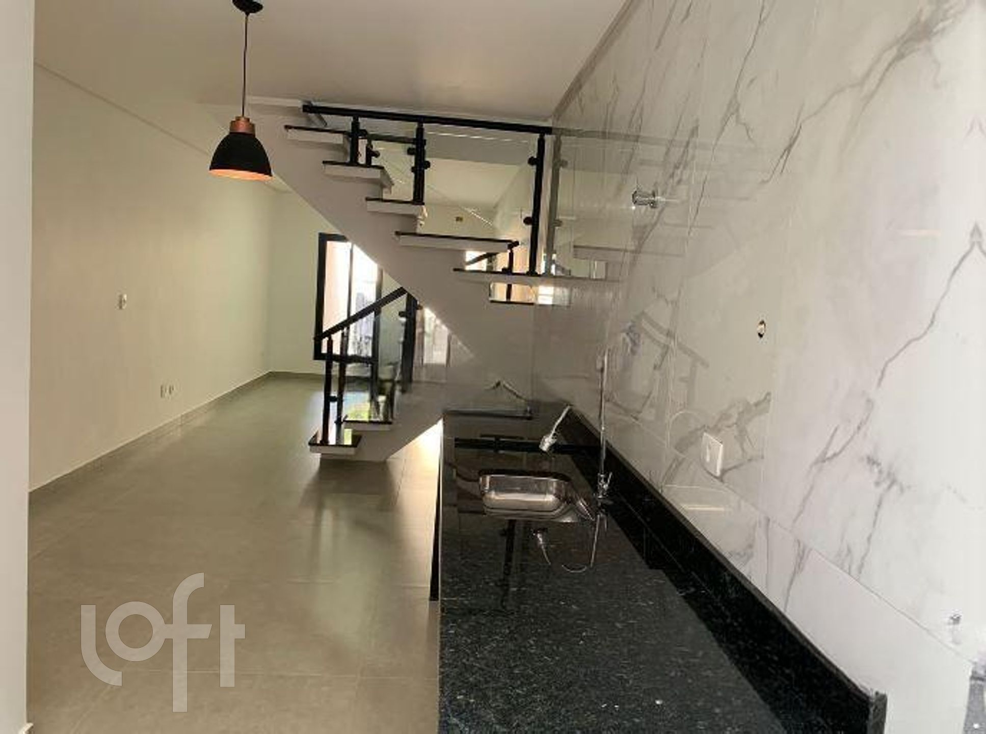 Casa à venda com 3 quartos, 100m² - Foto 3