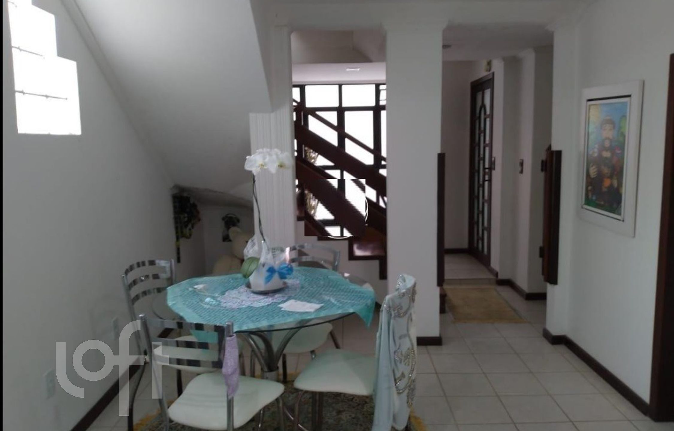 Casa Residencial com 135m², 3 quartos, 1 suíte, 1 garagem, no bairro Centro em Florianópolis