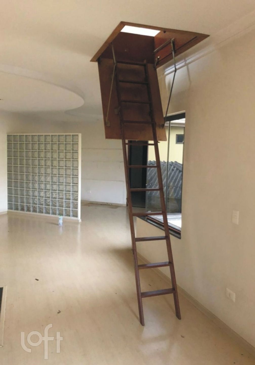 Casa à venda com 3 quartos, 354m² - Foto 9