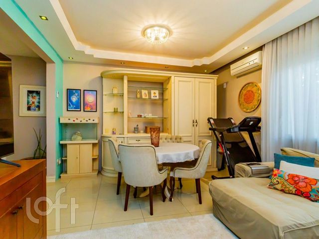 Apartamento com 100m², 3 dormitórios, 2 suítes, 1 vaga, Rio Branco em Porto Alegre